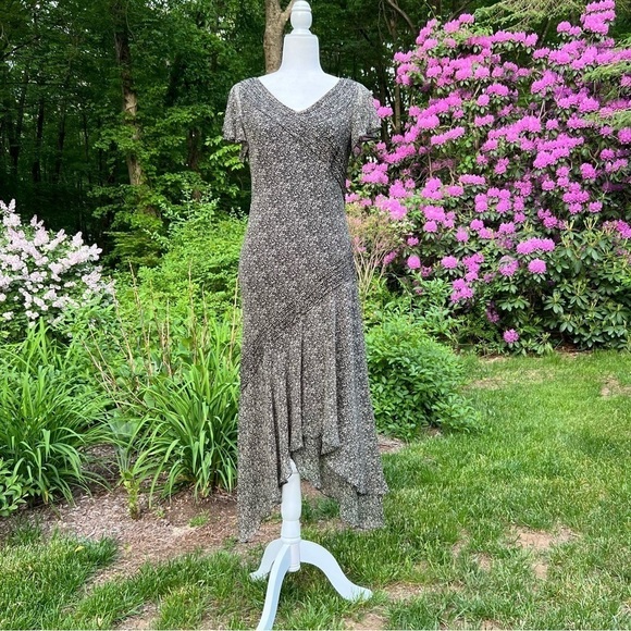 Adrianna Papell Flowy Flutter Sleeve Silk Maxi Dress Size 8 - Picture 8 of 10